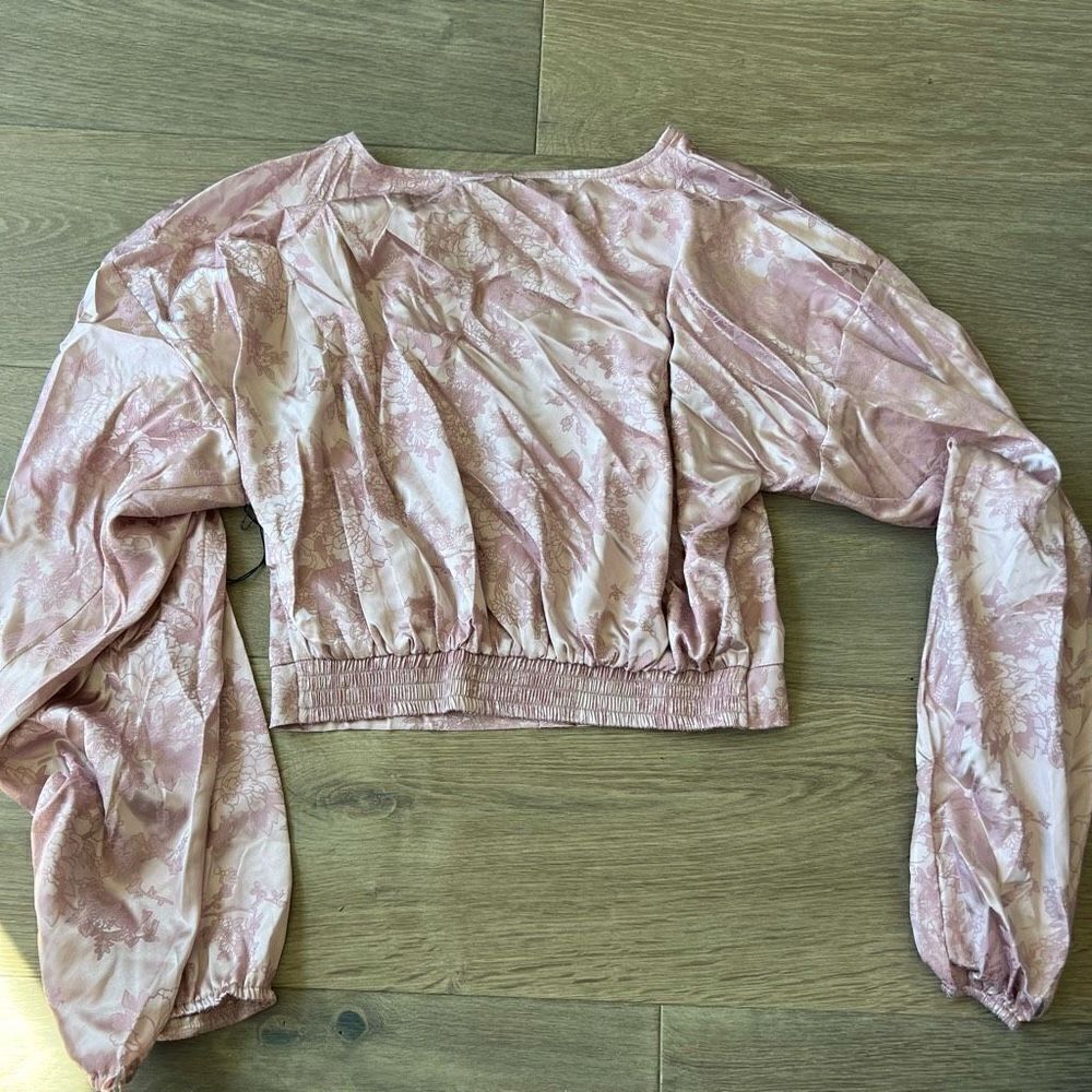 Superdown Isabella Kimono Top Size S in Pink - Picture 5 of 5